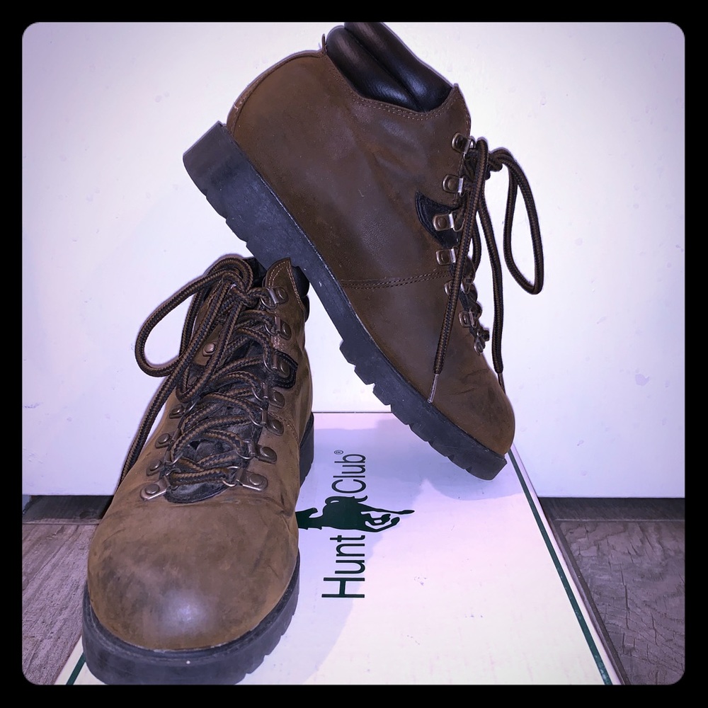 Hunt Club Hiking Boots. Women’s Size 7
